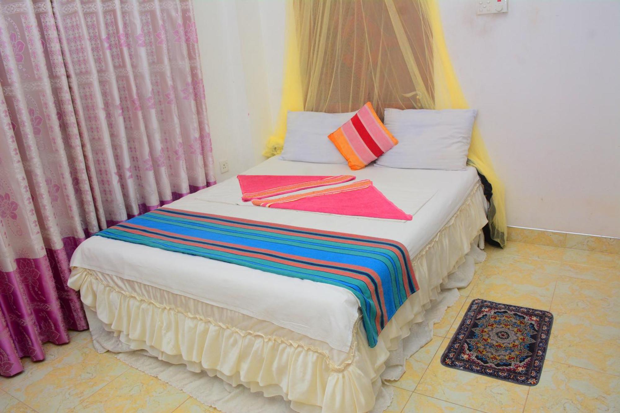 Hotel Tissa Rainbow Guest & Yala à Tissamaharama Extérieur photo